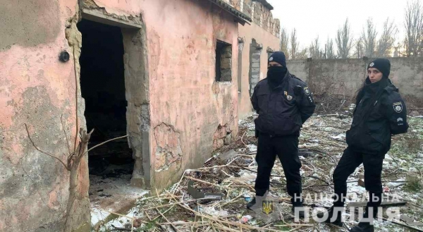 В заброшенном здании в Одессе нашли мертвого младенца