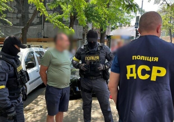 Чиновников одесского горсовета поймали на взятке 