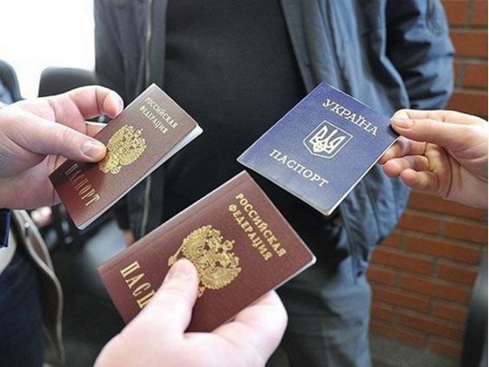 «Нав'язане „громадянство“ рф не буде проблемою після перемоги України»: експерт про видачу паспортів на окупованих територіях