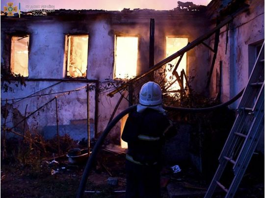 Били по портовій інфраструктурі, будинках та сільгосппідприємству: подробиці обстрілу ворогом Миколаєва