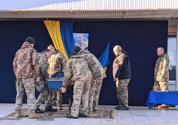 В Одесской области простились с военным, погибшим от авиаудара по казарме в Николаеве