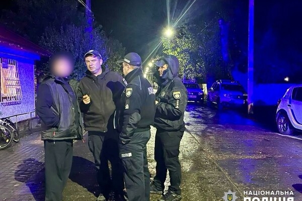 В Одесской области 15-летний подросток на мотоцикле наехал на женщину, въехал в стену и погиб 