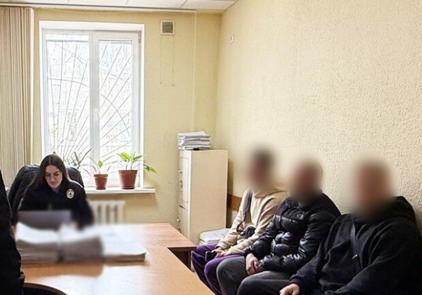 В Одесской области молодые люди под видом работников ТЦК и СП лишили свободы мужчину