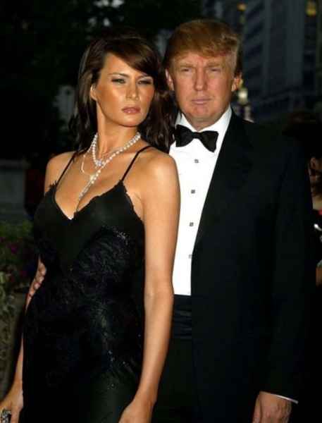 Виходила заміж не за Трампа, а за"мішок грошей": чому перша леді США не розлучилася з чоловіком