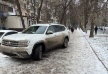 ДТП в Киевском районе Одессы: иномарка на тротуаре сбила пенсионерку