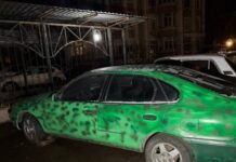 Ради тысячи гривен: в Одессе молодой человек поджег автомобиль соседа