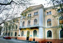 Скандал в одесском вузе: преподаватель попал под проверку из-за высказываний о комике